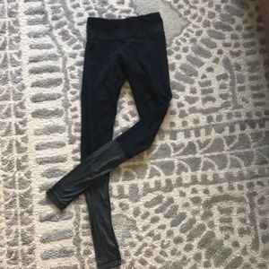 Lululemon size 6 long leggings